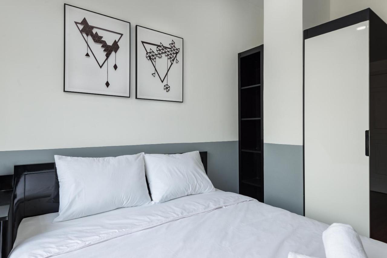 Cozrum Homes The Gallery Residence Ho-Chi-Minh-Stadt Exterior foto